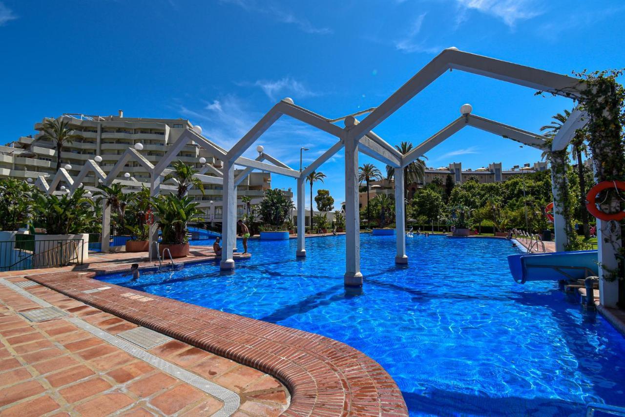Benal Beach, Luxury Sea & Mountain View Beachside 1 Bedroom Apartment Benalmádena Eksteriør bilde